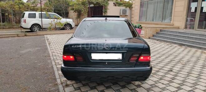 Mercedes E 230 1998, 42,500 km - 2.3 л - Bakı