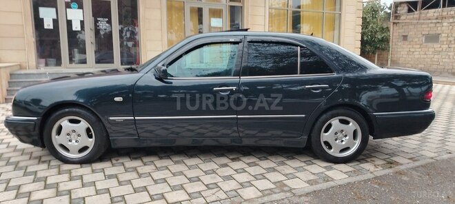 Mercedes E 230 1998, 42,500 km - 2.3 л - Bakı