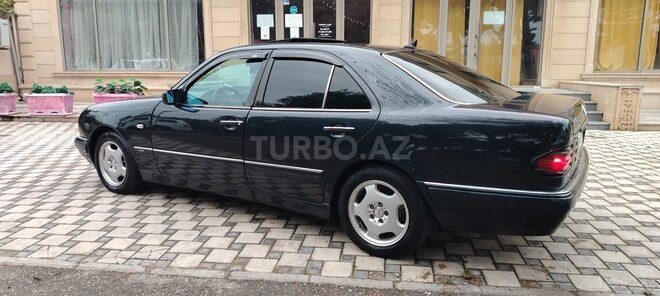 Mercedes E 230 1998, 42,500 km - 2.3 л - Bakı