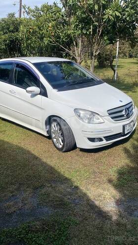 Mercedes B 170 2006, 190,672 km - 1.7 л - Zaqatala