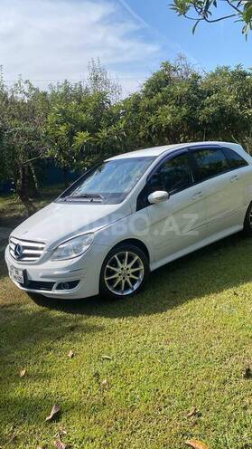 Mercedes B 170 2006, 190,672 km - 1.7 л - Zaqatala