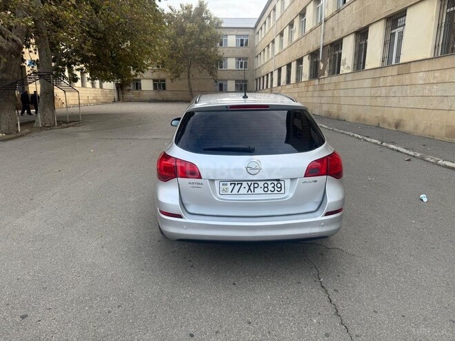 Opel Astra 2011, 286,900 km - 1.3 l - Bakı