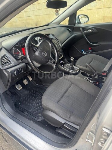 Opel Astra 2011, 286,900 km - 1.3 l - Bakı