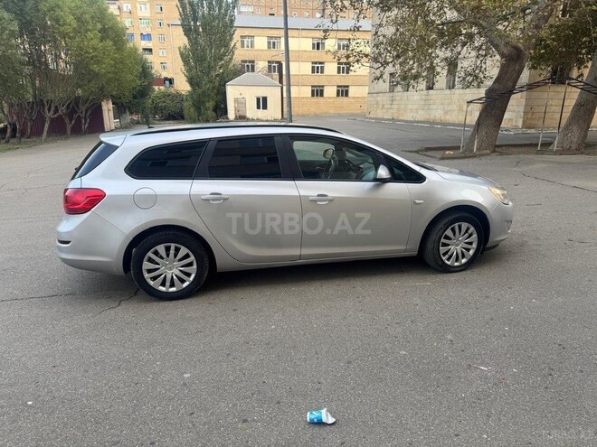 Opel Astra 2011, 286,900 km - 1.3 l - Bakı