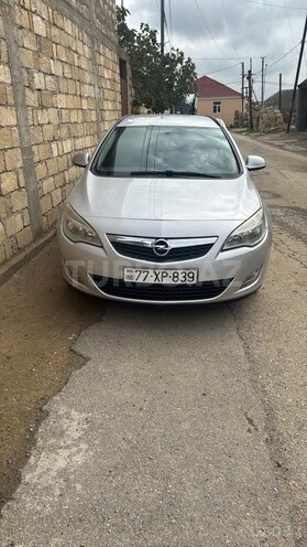 Opel Astra 2011, 286,900 km - 1.3 l - Bakı