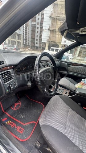Mercedes E 220 1997, 800,000 km - 2.2 l - Bakı