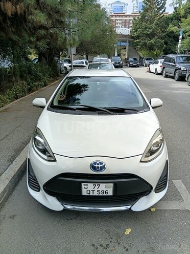 Toyota Aqua 2019, 190,000 km - 1.5 l - Bakı