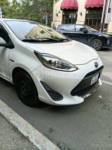 Toyota Aqua 2019, 190,000 km - 1.5 l - Bakı