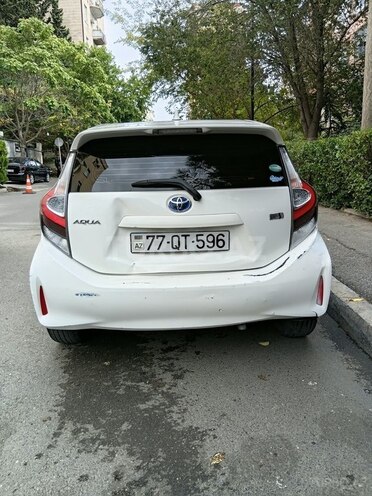 Toyota Aqua 2019, 190,000 km - 1.5 l - Bakı