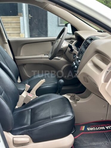Kia Sportage 2009, 167,000 km - 2.0 л - Bakı