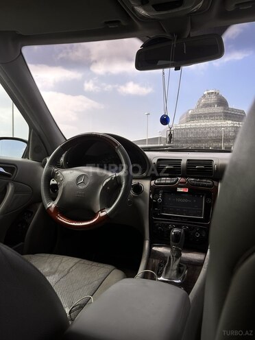 Mercedes C 230 2004, 330,000 km - 1.8 l - Bakı