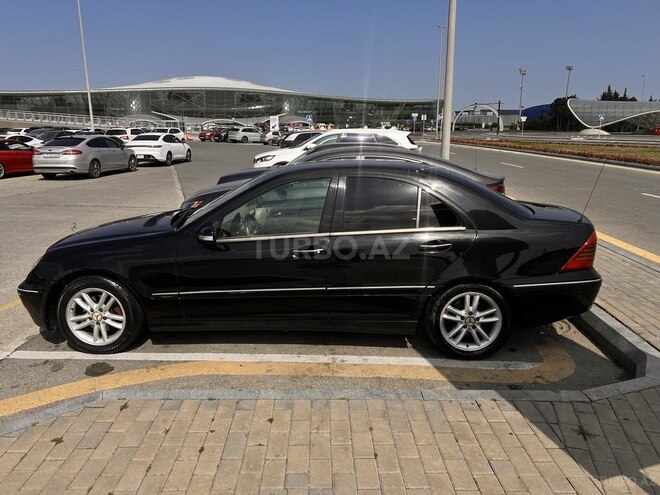 Mercedes C 230 2004, 330,000 km - 1.8 l - Bakı