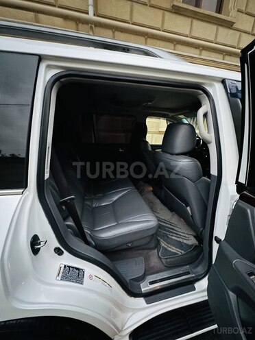 Lexus LX 570 2010, 175,000 km - 5.7 l - Bakı