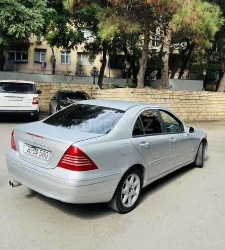 Mercedes C 200 2001, 245,000 km - 2.0 л - Bakı
