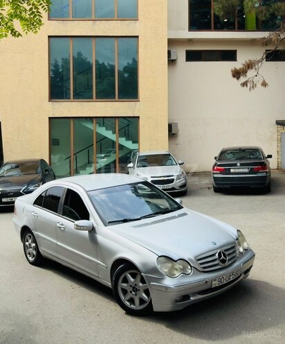 Mercedes C 200 2001, 245,000 km - 2.0 л - Bakı