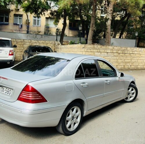 Mercedes C 200 2001, 245,000 km - 2.0 л - Bakı