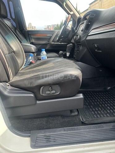 Mitsubishi Pajero 2007, 430,000 km - 3.0 l - Bakı