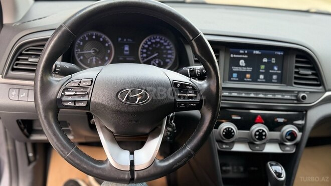 Hyundai Elantra 2019, 112,500 km - 2.0 l - Bakı