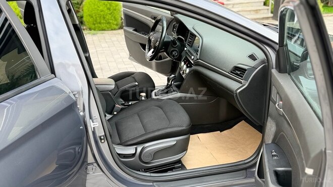 Hyundai Elantra 2019, 112,500 km - 2.0 l - Bakı