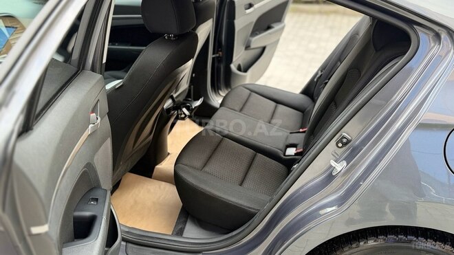 Hyundai Elantra 2019, 112,500 km - 2.0 l - Bakı