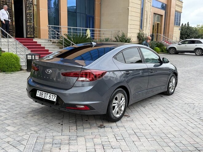 Hyundai Elantra 2019, 112,500 km - 2.0 l - Bakı