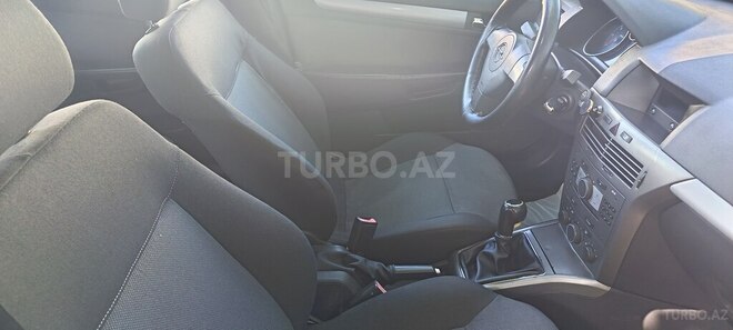 Opel Astra 2006, 342,777 km - 1.3 l - Qazax