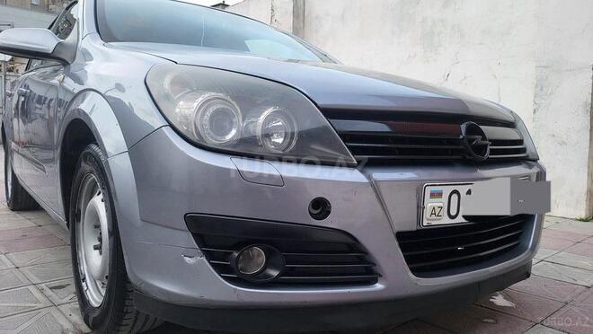 Opel Astra 2005, 345,000 km - 1.4 l - Bakı