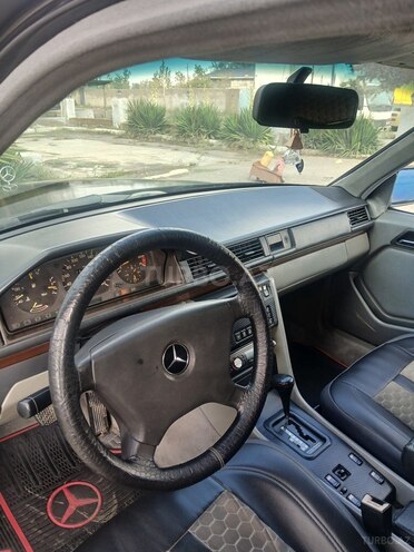 Mercedes 200 E 1992, 369,078 km - 2.0 l - Şirvan