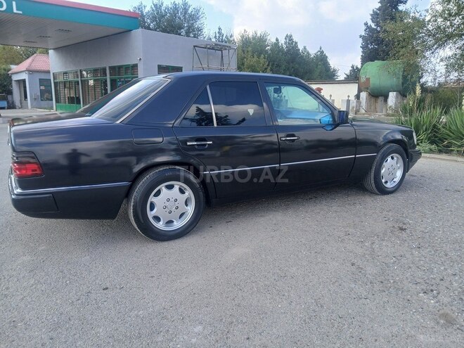 Mercedes 200 E 1992, 369,078 km - 2.0 l - Şirvan