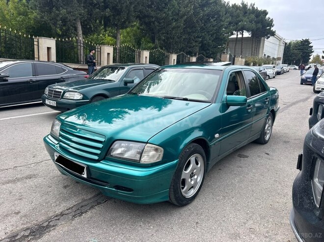 Mercedes C 200 1998, 384,512 km - 2.0 l - Bakı