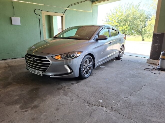 Hyundai Elantra 2016, 184,045 km - 1.6 l - Ağcabədi