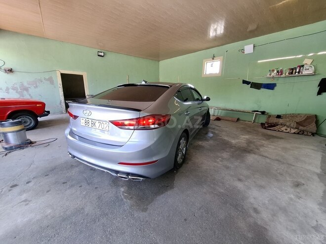 Hyundai Elantra 2016, 184,045 km - 1.6 l - Ağcabədi