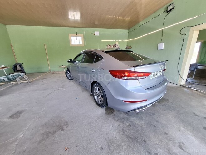 Hyundai Elantra 2016, 184,045 km - 1.6 l - Ağcabədi