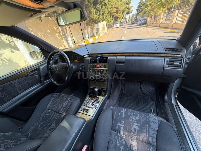 Mercedes E 240 1997, 384,512 km - 2.4 л - Bakı