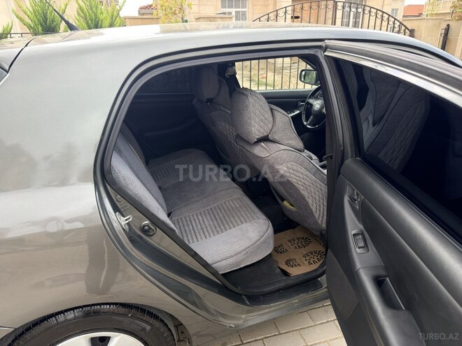 Toyota Corolla 2005, 341,300 km - 1.4 л - Bakı