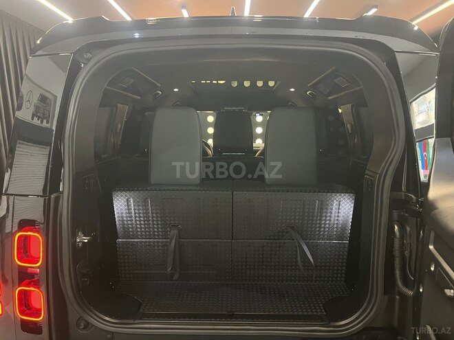 Land Rover Defender 2023, 56,000 km - 3.0 л - Bakı