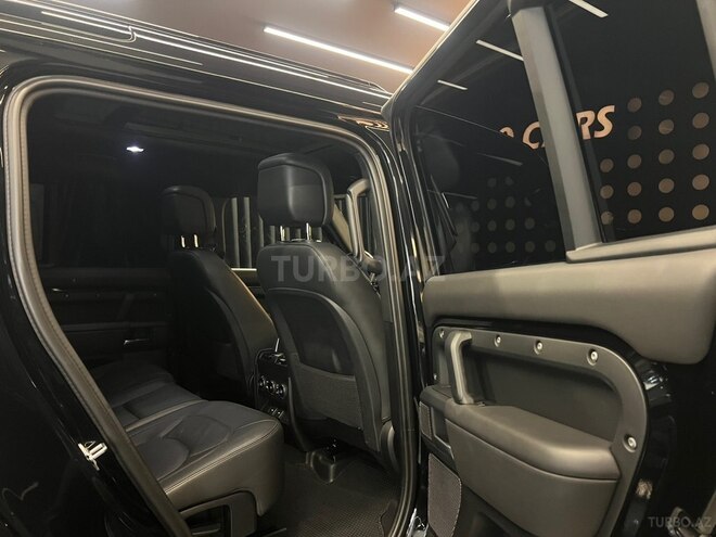 Land Rover Defender 2023, 56,000 km - 3.0 л - Bakı
