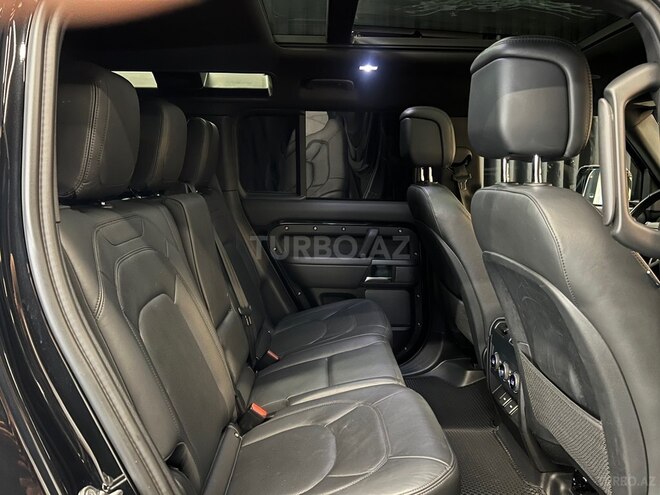Land Rover Defender 2023, 56,000 km - 3.0 л - Bakı