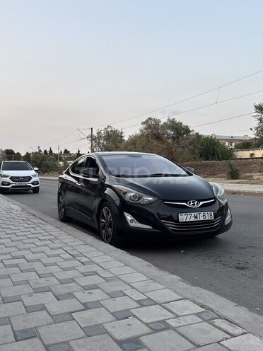 Hyundai Elantra 2015, 273,588 km - 1.8 l - Şirvan