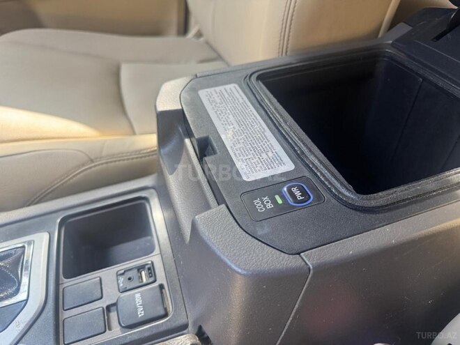 Toyota Land Cruiser Prado 2014, 221,000 km - 2.7 л - Bakı