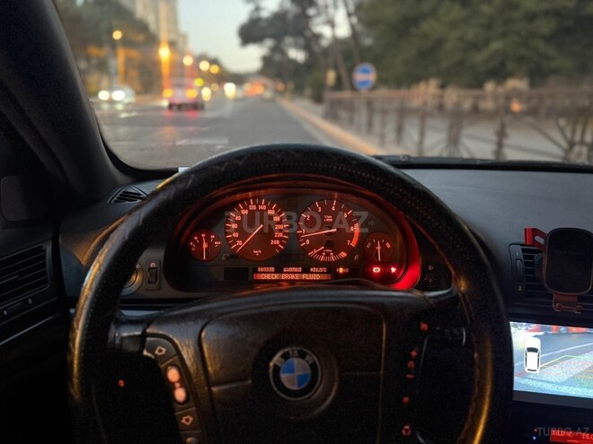 BMW 528 1998, 165,000 km - 2.8 l - Bakı