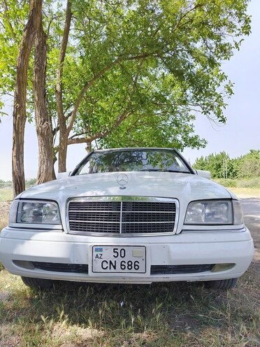 Mercedes C 200 1997, 380,434 km - 2.0 l - Xudat