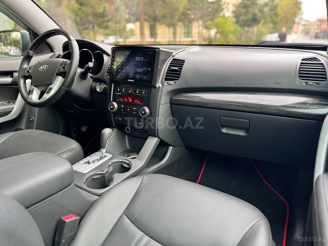 Kia Sorento 2011, 224,000 km - 2.0 l - Bakı