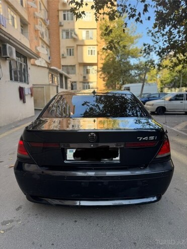 BMW 745 2002, 175,000 km - 4.4 l - Bakı