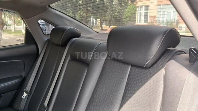 Hyundai Elantra 2010, 326,000 km - 1.6 l - Bakı