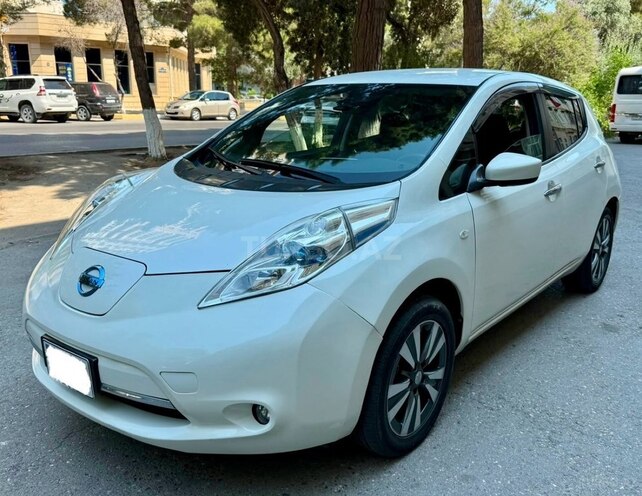 Nissan Leaf 2017, 122,000 km - 0.0 l - Bakı