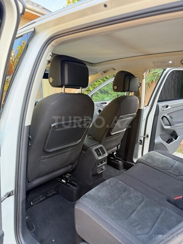 Volkswagen Tiguan 2019, 130,000 km - 1.5 l - Bakı