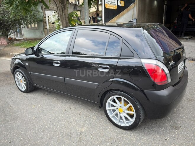 Kia Rio 2005, 238,000 km - 1.5 л - Bakı