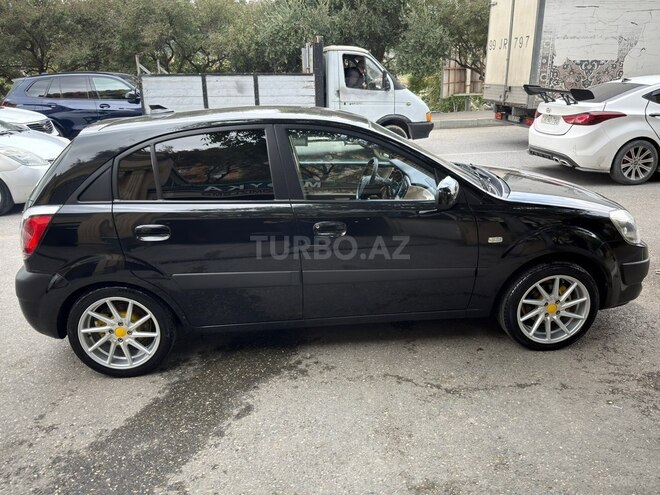 Kia Rio 2005, 238,000 km - 1.5 л - Bakı