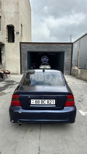 Opel Vectra 2000, 305,000 km - 1.6 l - Bakı
